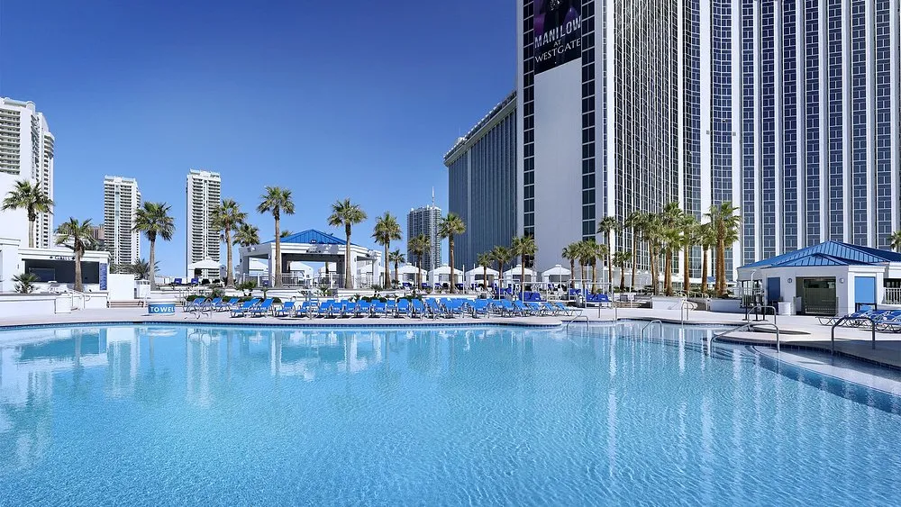 Enquirox Casino Hotel Exterior
